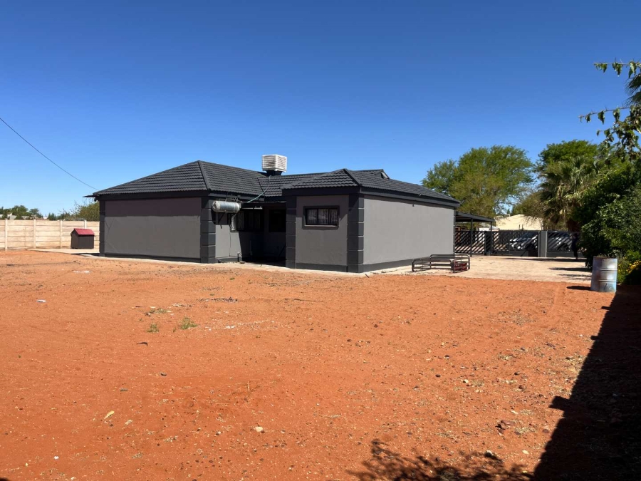 3 Bedroom Property for Sale in Keidebees Northern Cape